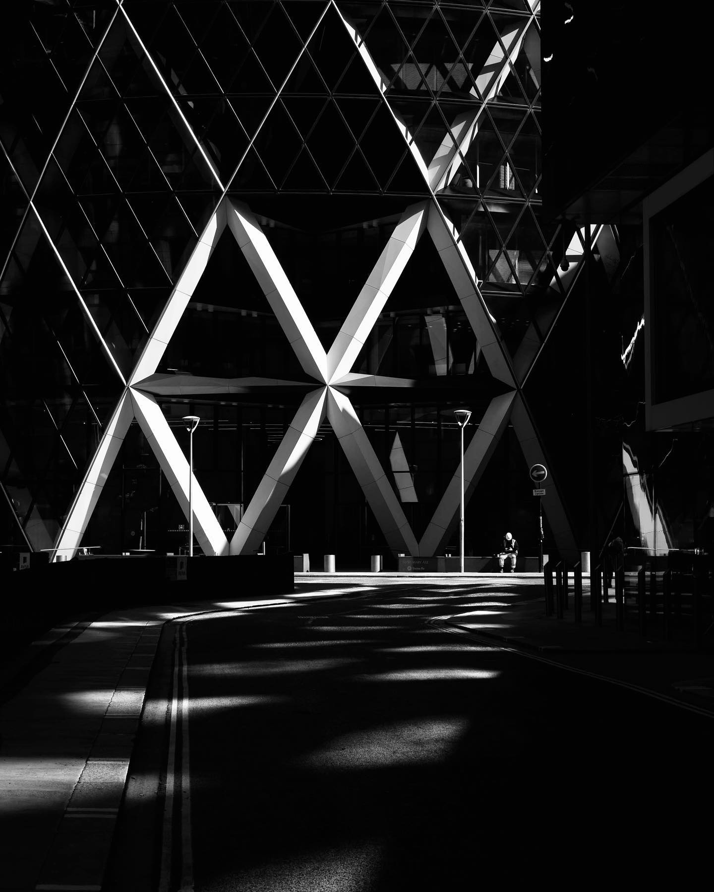 Diamond Facade: Urban Geometry at Dawn