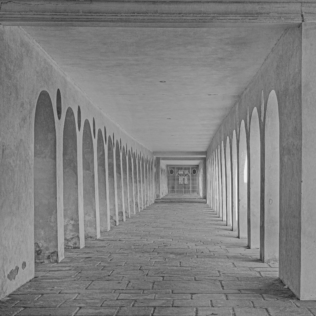 Echoes of Grandeur: The Hallway at Schloss Favorite