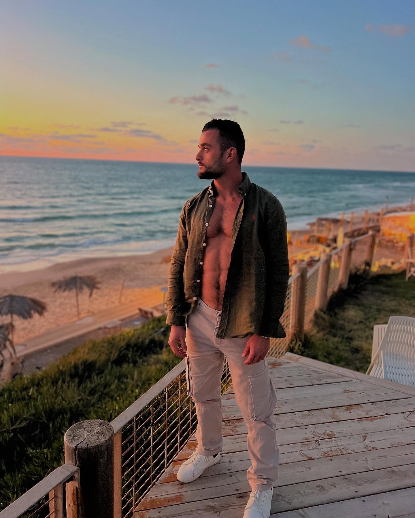 Sunset Serenity: Ocean View Tranquility