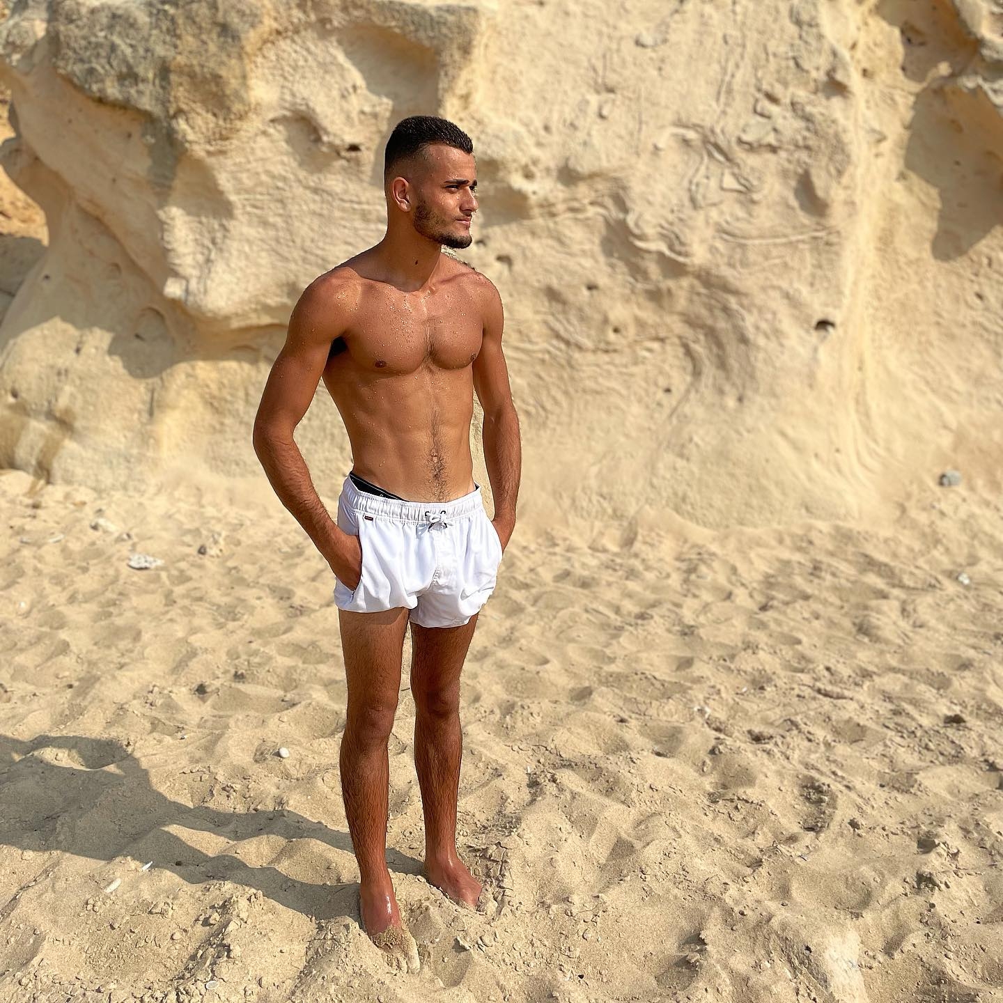 Coastal Strength: Muscular Physique in Nike Athleisure