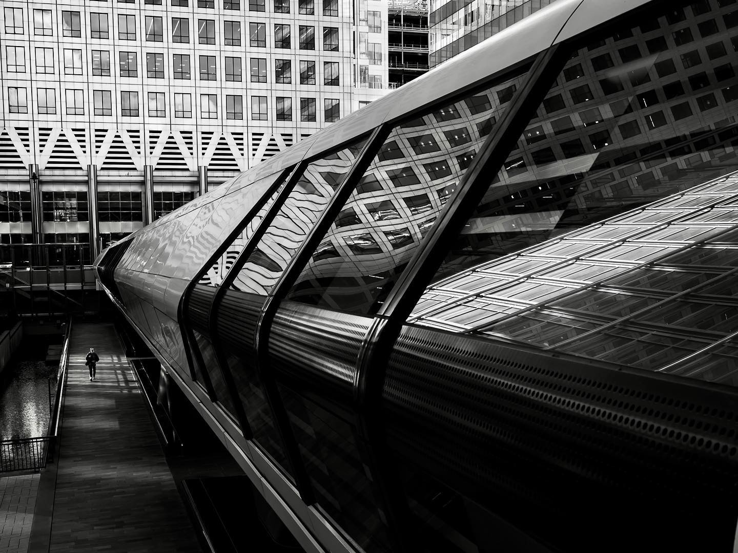Urban Pulse: Escalator and Modern Architecture