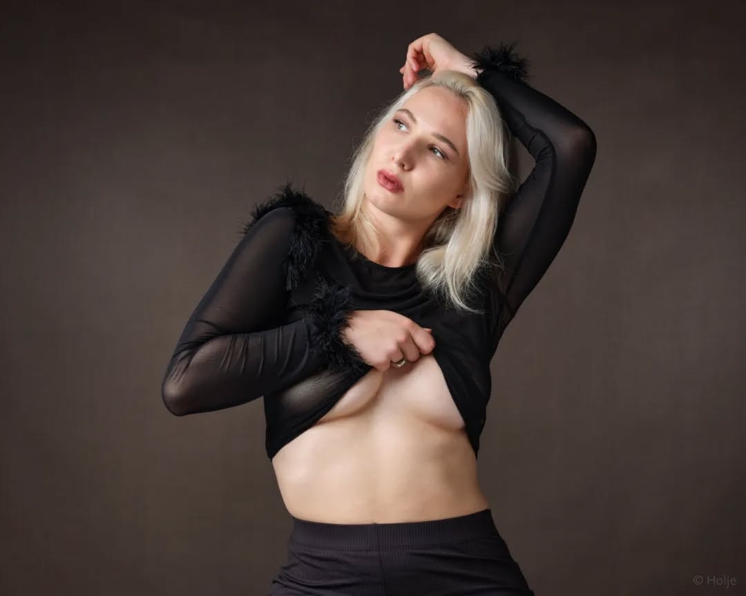 Confident Elegance: Editorial Fashion Portrait with Exclusive Unlock