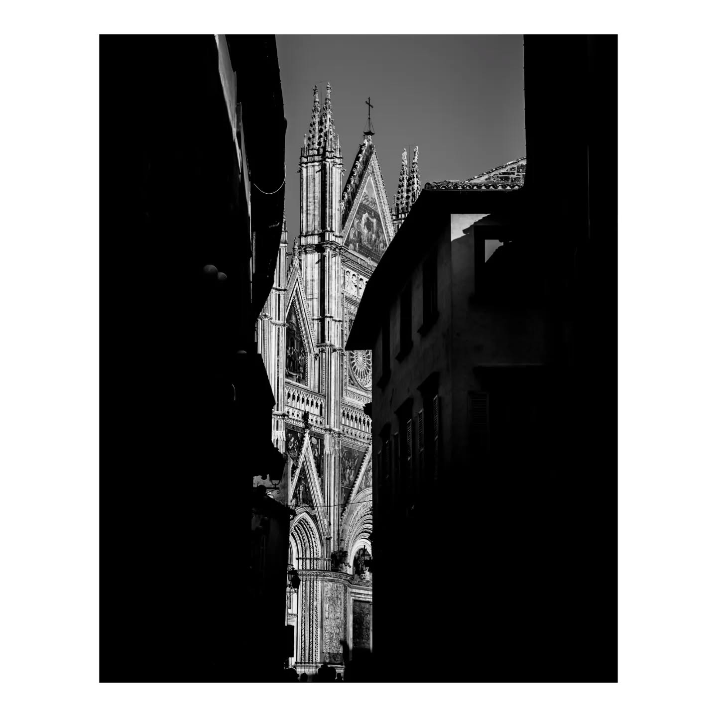 Orvieto Cathedral: Timeless Elegance in Monochrome